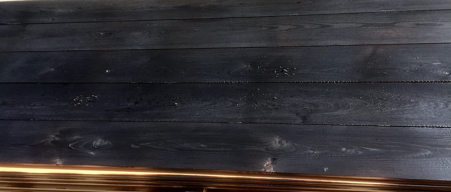 Mélèze de Pays Brûlé de Surface : Ajouré 28 x 140 mm – Image 2