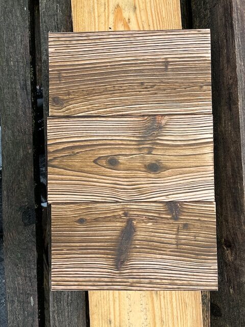 Mélèze de Pays Brûlé + Brossé : Ajouré 28 x 140 mm – Image 3