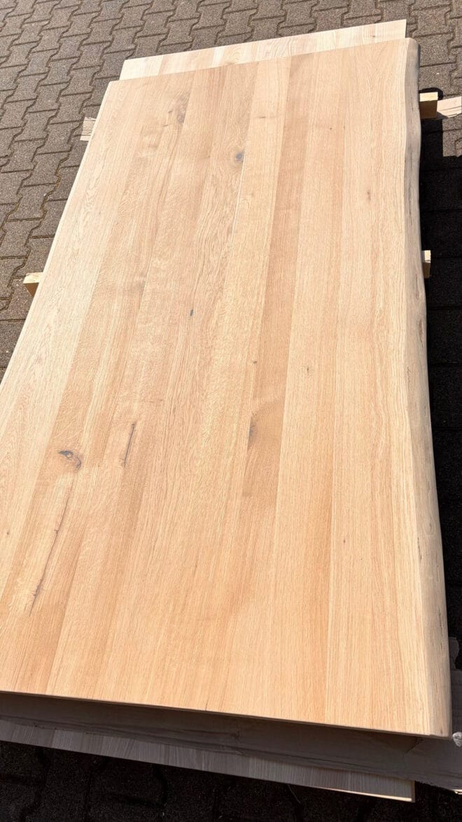 Table Rectangle Live Edge en Chêne  massif