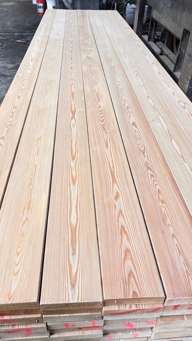 Terrasse en Mélèze de Sibérie Qualité 1er choix Select 28x142 – Image 7